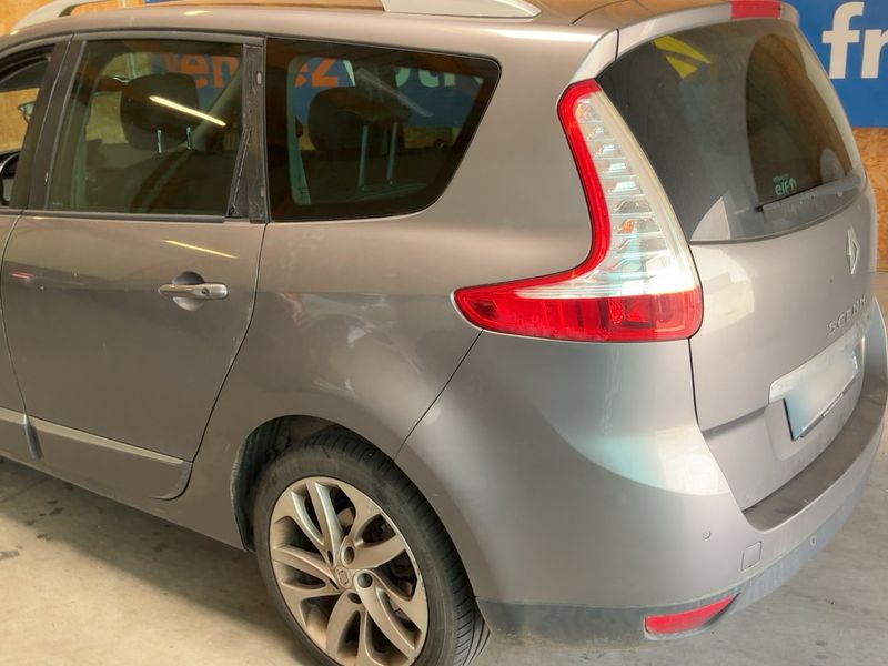 Renault Grand Scenic 1.6 dCi Energy Bose 2016 – снимка 6