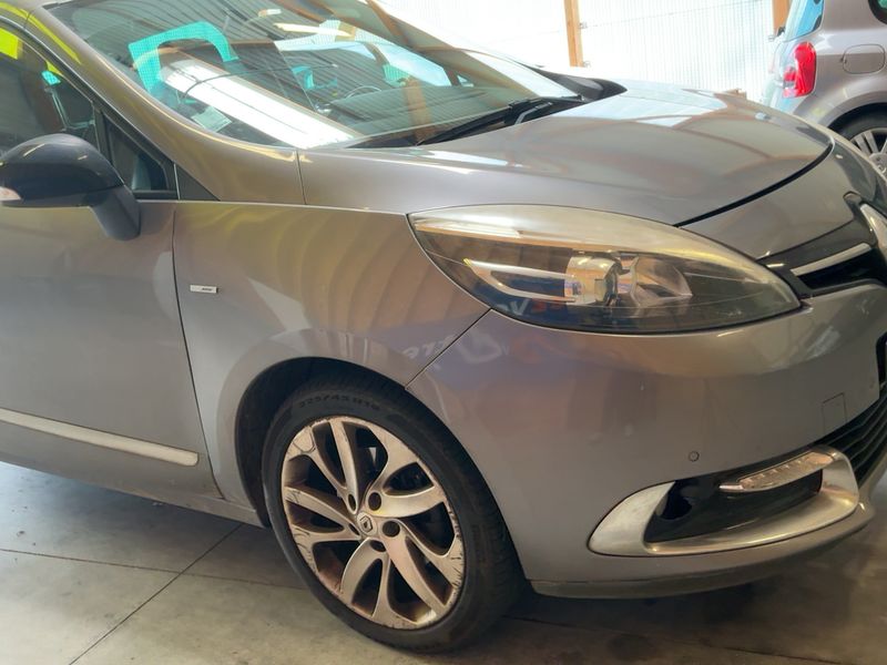 Renault Grand Scenic 1.6 dCi Energy Bose 2016 – снимка 12
