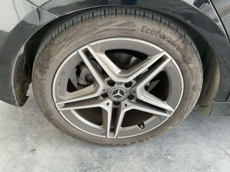 Mercedes-Benz A-Klasse A 180 d AMG Line 2023 – снимка 9
