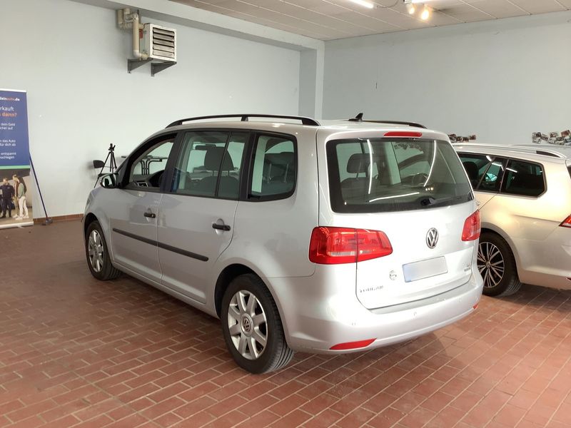 Volkswagen Touran 1.6 TDI Trendline BlueMotion Tech 2014 – снимка 6
