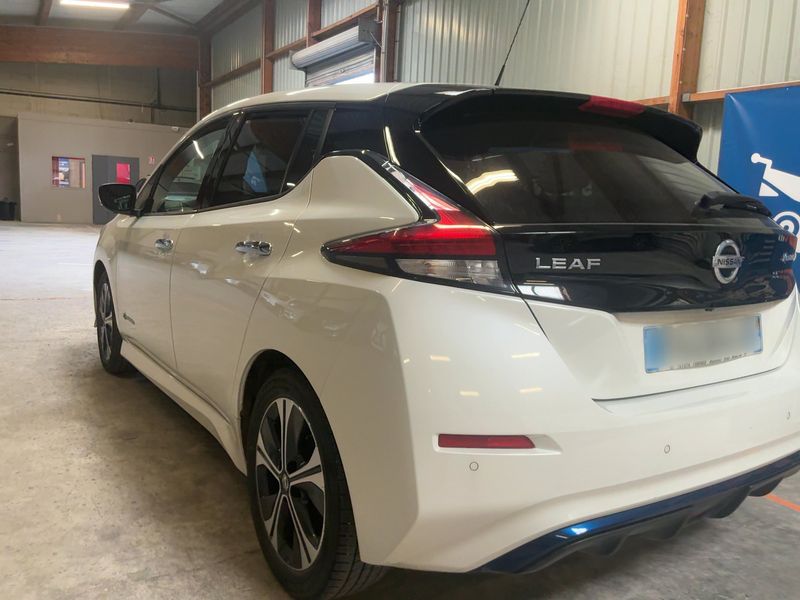 Nissan Leaf electric drive 110 kW N-Connecta 2018 – снимка 6