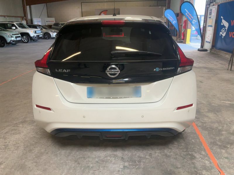 Nissan Leaf electric drive 110 kW N-Connecta 2018 – снимка 7