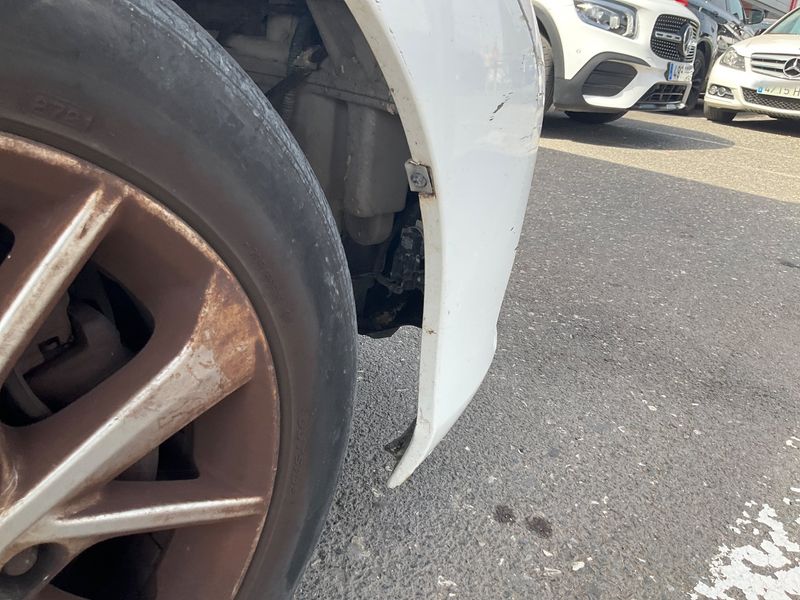 Toyota Auris 1.4 Turbodiesel Dynamic 2014 – снимка 34