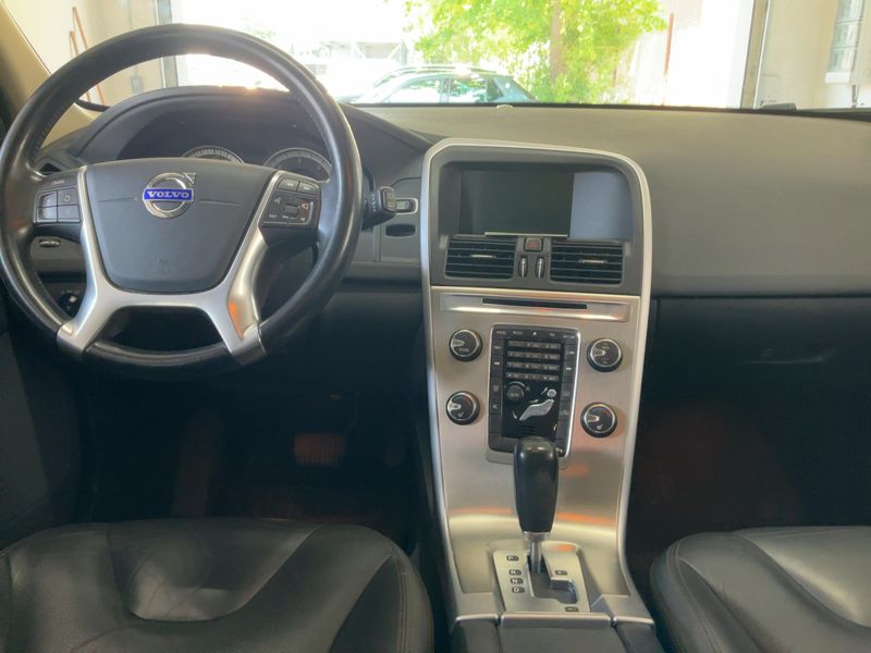 Volvo XC60 2.0 D4 Summum 2WD 2011 – снимка 17