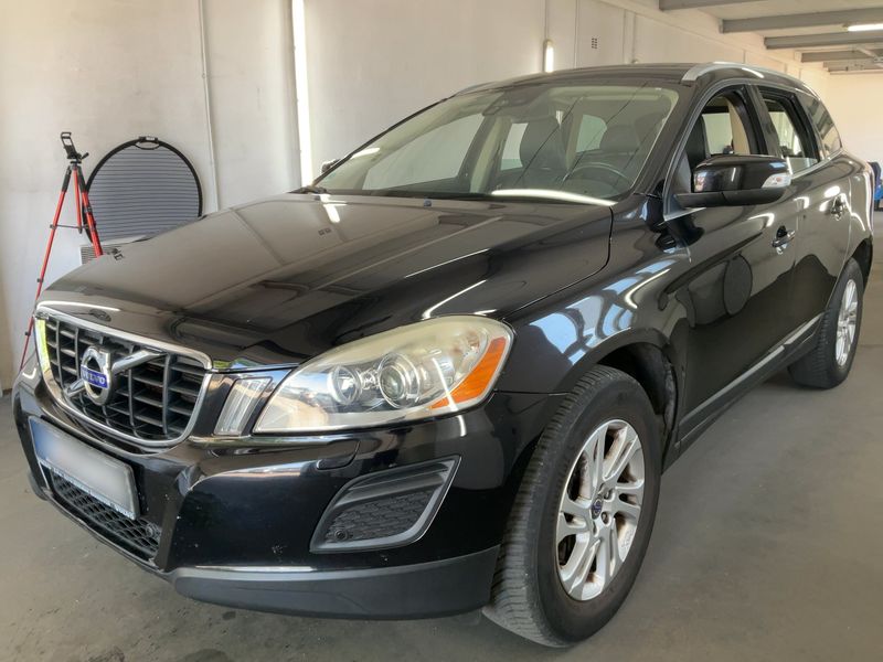 Volvo XC60 2.0 D4 Summum 2WD 2011 – снимка 1