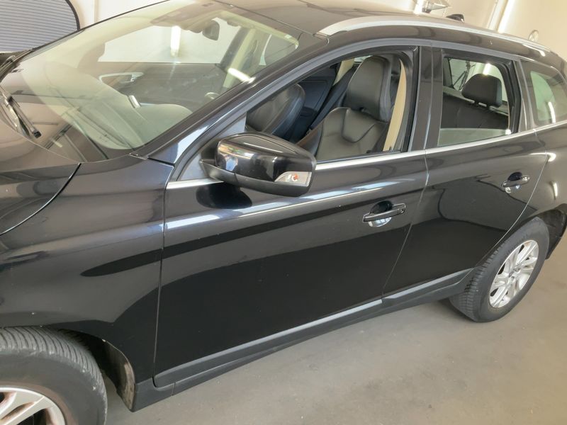 Volvo XC60 2.0 D4 Summum 2WD 2011 – снимка 4