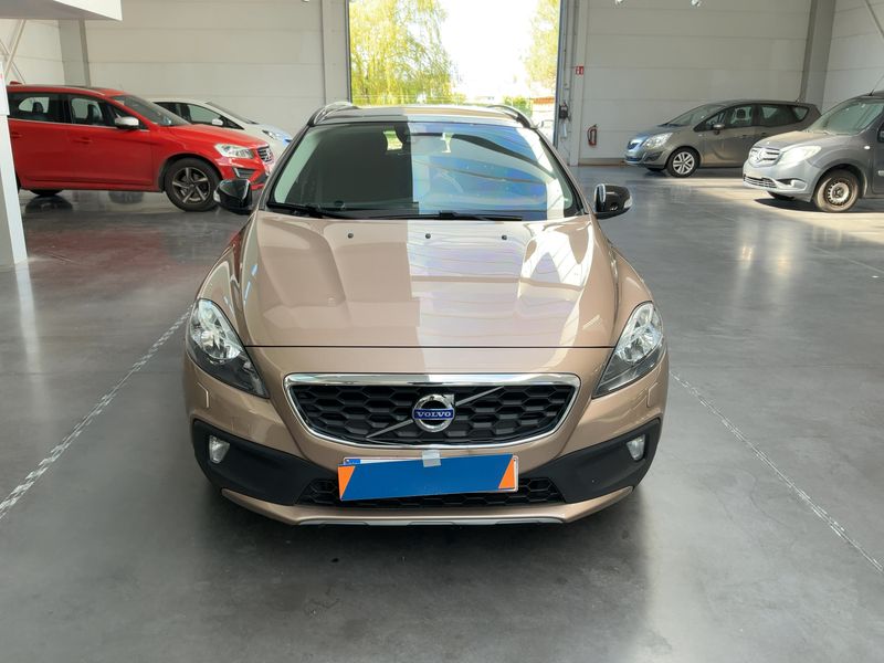 Volvo V40 Cross Country 2.0 D2 2015 – снимка 14