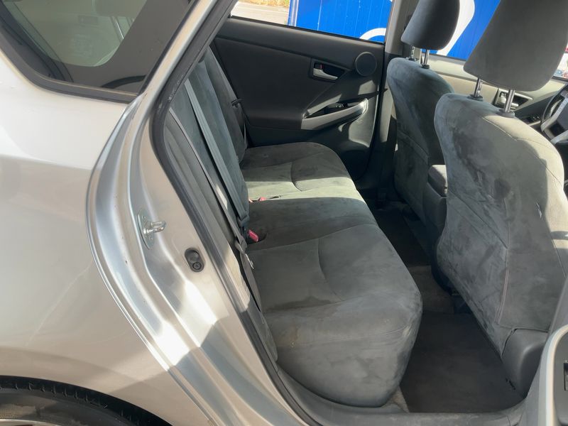 Toyota Prius 1.8 Advance 2011 – снимка 19