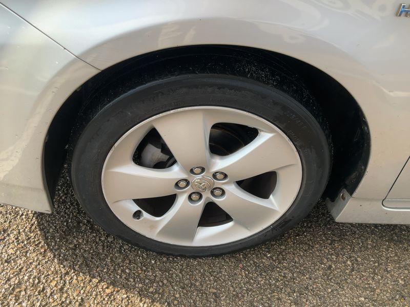 Toyota Prius 1.8 Advance 2011 – снимка 3