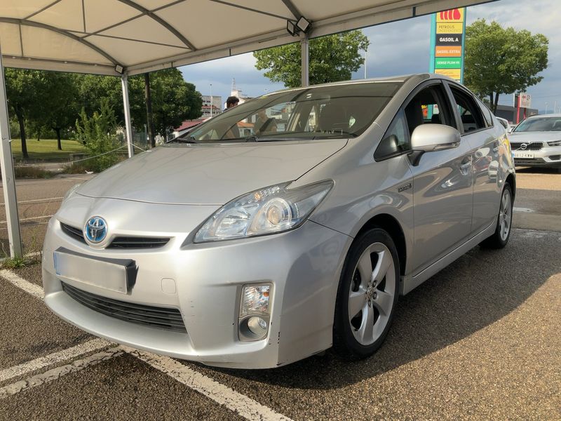 Toyota Prius 1.8 Advance 2011 – снимка 1