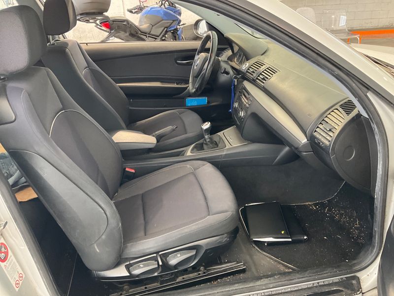 BMW 1er 118d 2009 – снимка 3