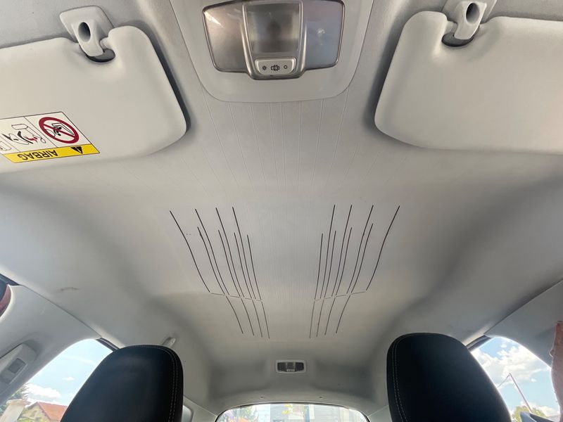 Peugeot 2008 1.6 Blue-HDi Allure 2016 – снимка 23