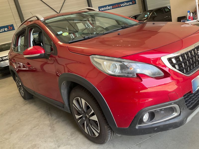 Peugeot 2008 1.6 Blue-HDi Allure 2016 – снимка 12