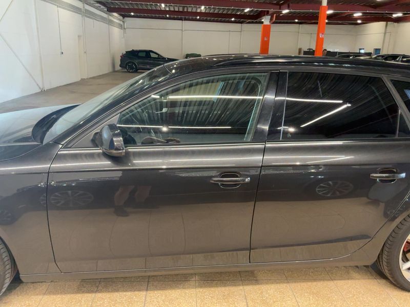 Audi A4 2.0 TDI Ambiente 2013 – снимка 4