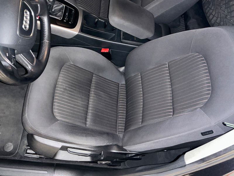 Audi A4 2.0 TDI Ambiente 2013 – снимка 29