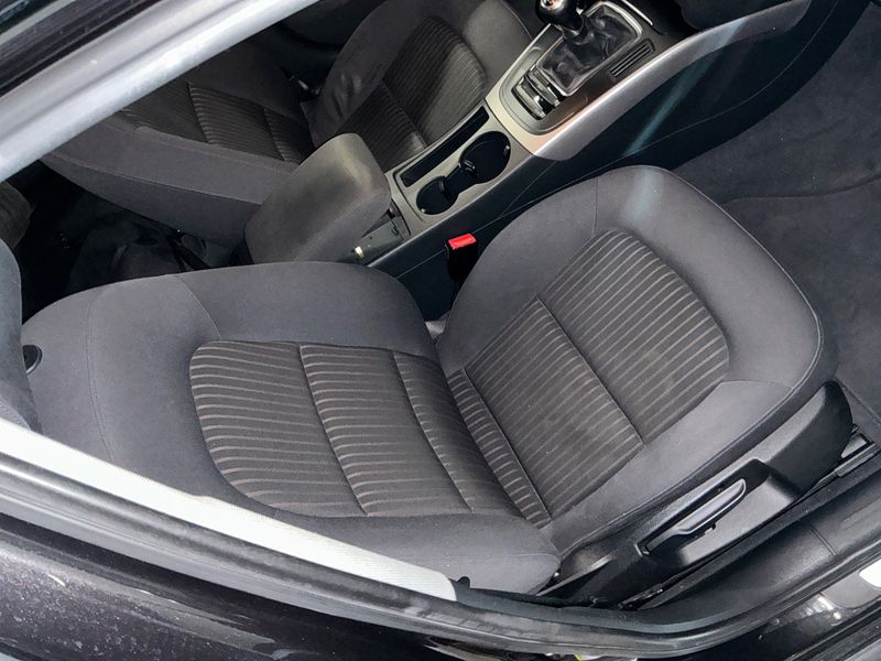 Audi A4 2.0 TDI Ambiente 2013 – снимка 28