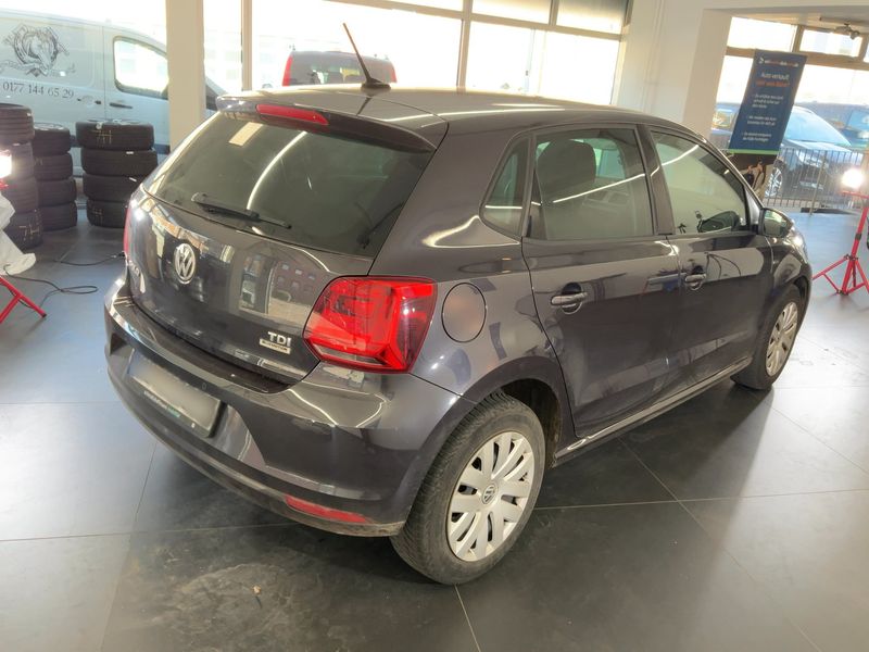 Volkswagen Polo 1.4 TDI Lounge BlueMotion Tech 2016 – снимка 8