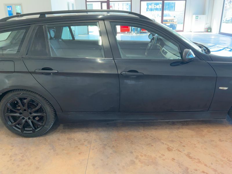 BMW 3er 320d 2006 – снимка на щета