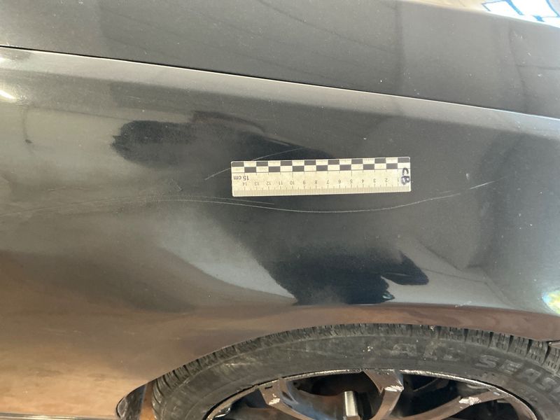 BMW 3er 320d 2006 – снимка на щета