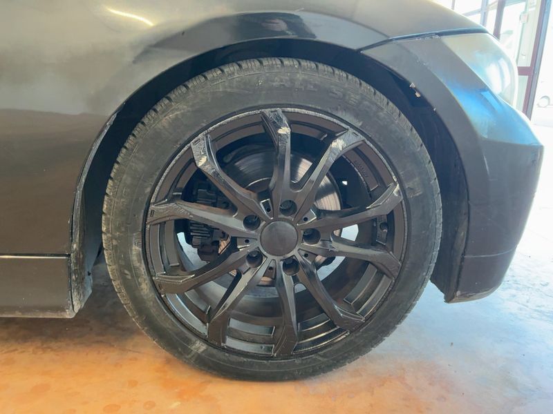 BMW 3er 320d 2006 – снимка на щета