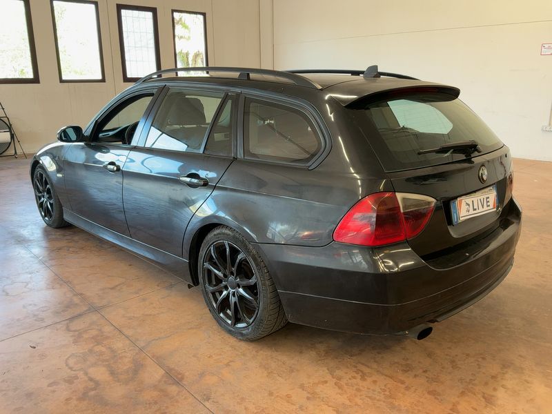 BMW 3er 320d 2006 – снимка на щета
