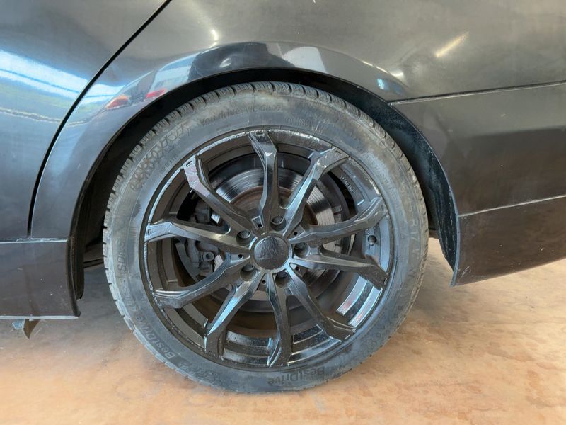 BMW 3er 320d 2006 – снимка на щета