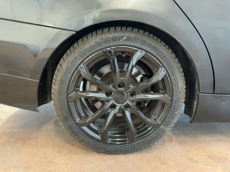 BMW 3er 320d 2006 – снимка на щета