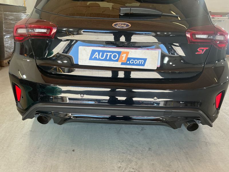 Ford Focus 2.3 EcoBoost ST X 2023 – снимка 25