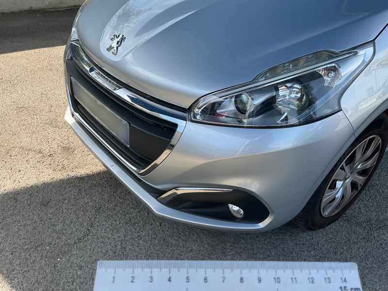 Peugeot 208 1.6 Blue-HDi Active Auto Ecole 2015 – снимка 37