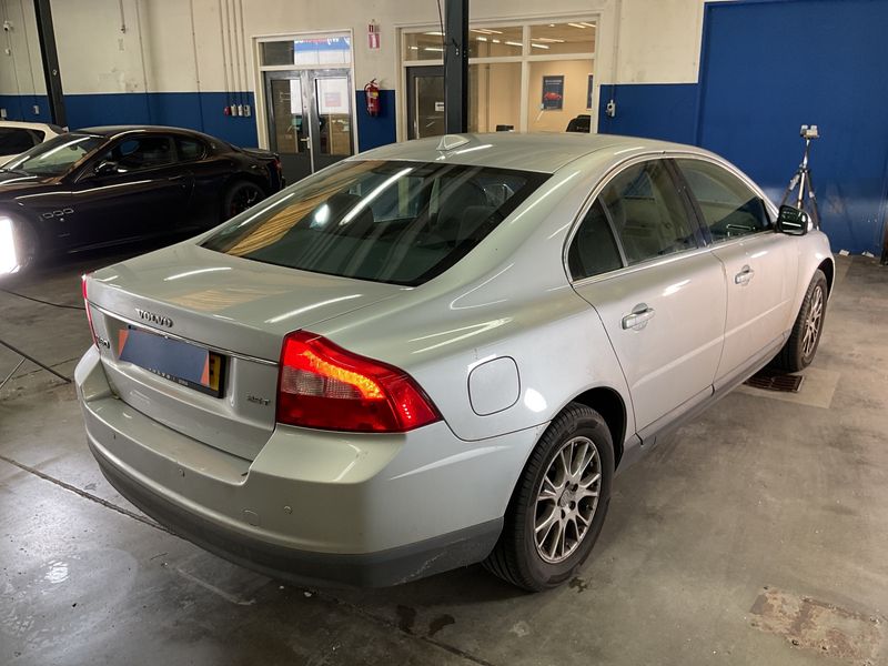 Volvo S80 2.5 T Kinetic 2007 – снимка 2