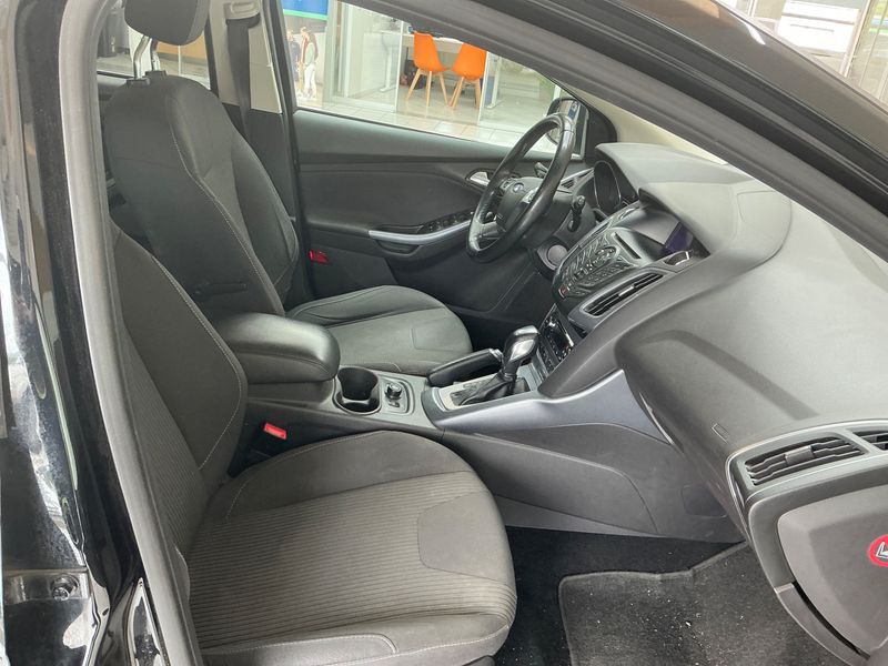 Ford Focus 2.0 TDCi TD Titanium 2013 – снимка 3