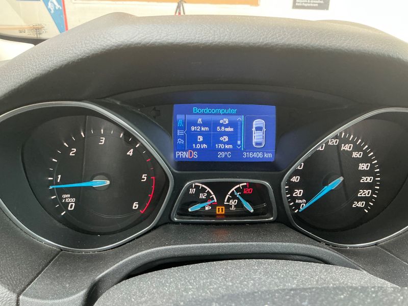 Ford Focus 2.0 TDCi TD Titanium 2013 – снимка 4