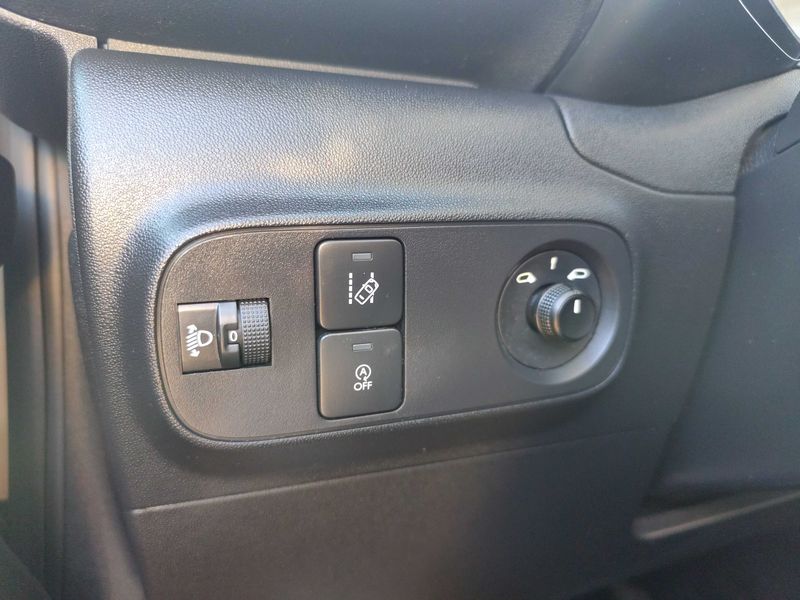 Citroen C3 1.5 Blue-HDi Feel 2020 – снимка 14