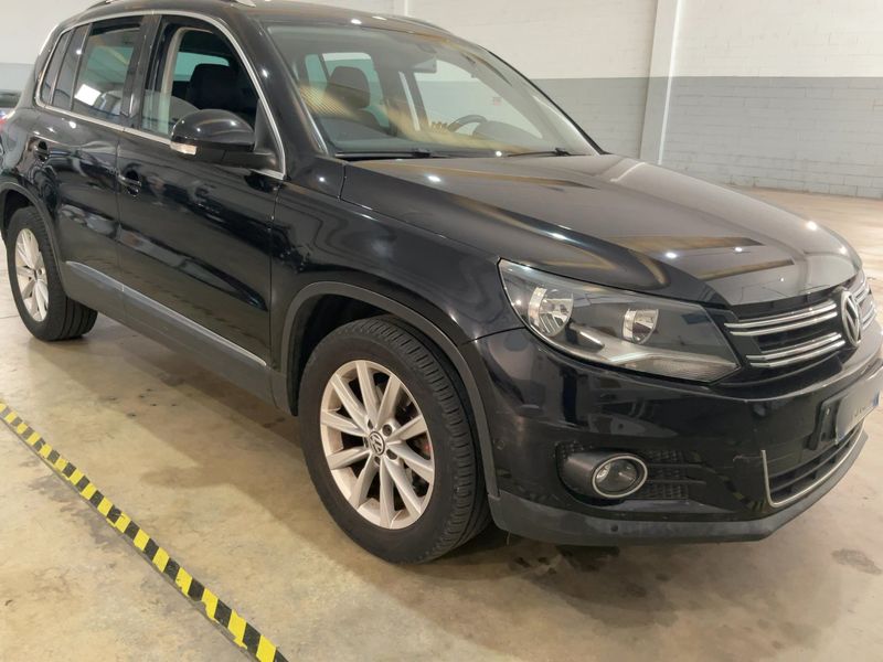 Volkswagen Tiguan 2.0 TDI Sport & Style BlueMotion Tech 2014 – снимка 12