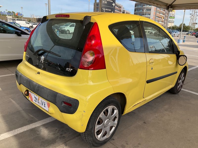 Peugeot 107 1.0 Urban 2009 – снимка 2