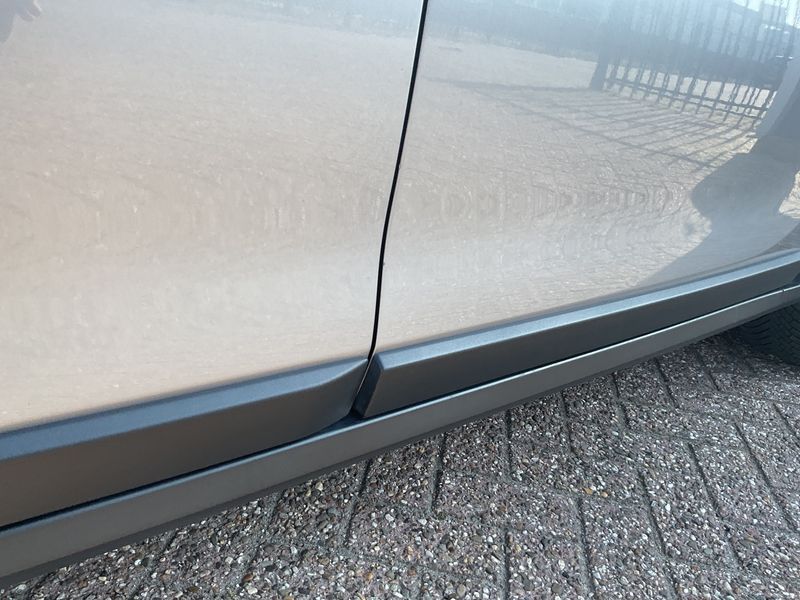 Peugeot 2008 1.2 PureTech Allure 2017 – снимка 21