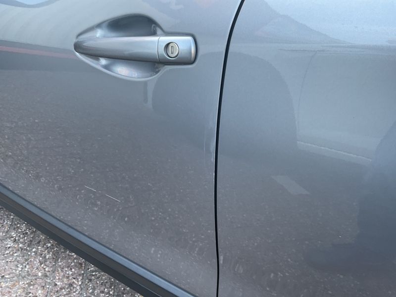 Peugeot 2008 1.2 PureTech Allure 2017 – снимка 22