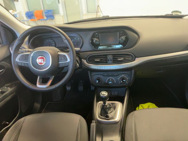 Fiat Tipo 1.6 JTDM 2017 – снимка 12