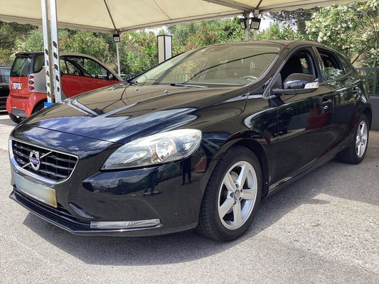 Volvo V40 2.0 D2 Kinetic 2015 – снимка 1