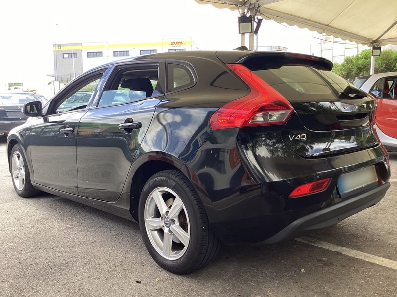 Volvo V40 2.0 D2 Kinetic 2015 – снимка 6