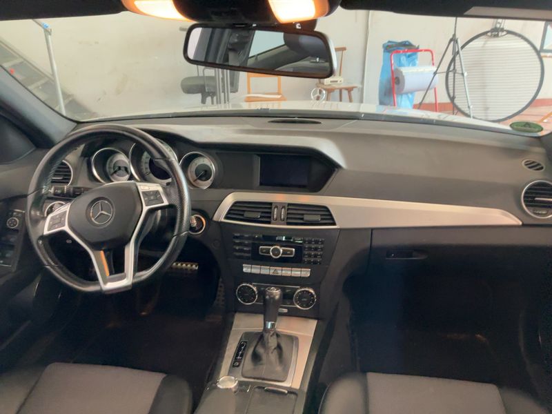 Mercedes-Benz C-Klasse C 220 CDI T BlueEfficiency Avantgarde 2012 – снимка 17