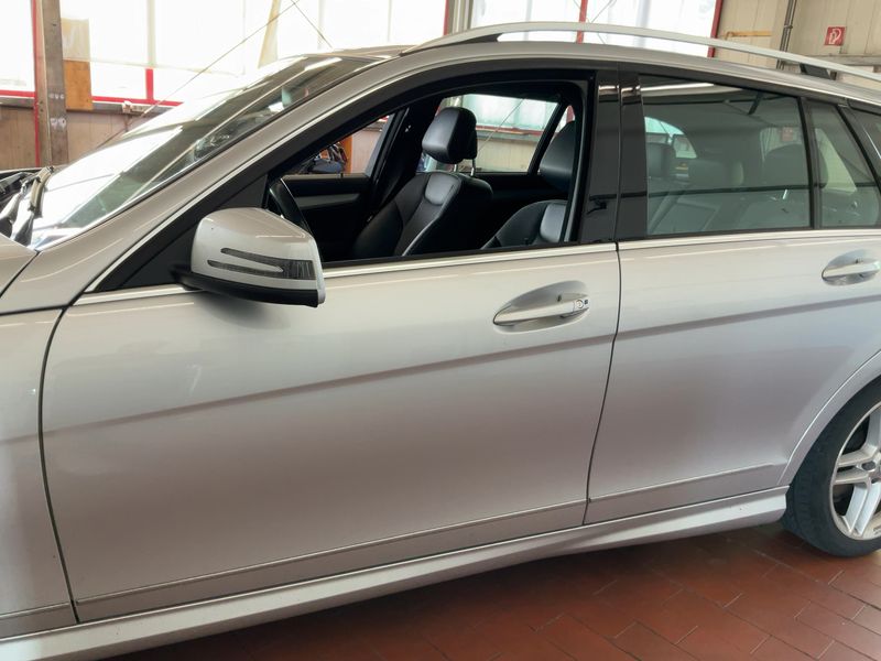Mercedes-Benz C-Klasse C 220 CDI T BlueEfficiency Avantgarde 2012 – снимка 4