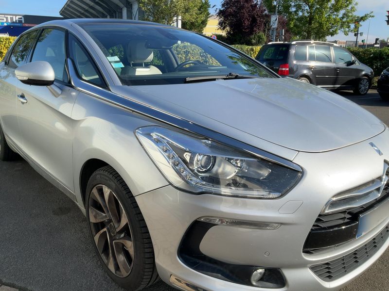 Citroen DS5 1.6 THP SportChic 2015 – снимка 12