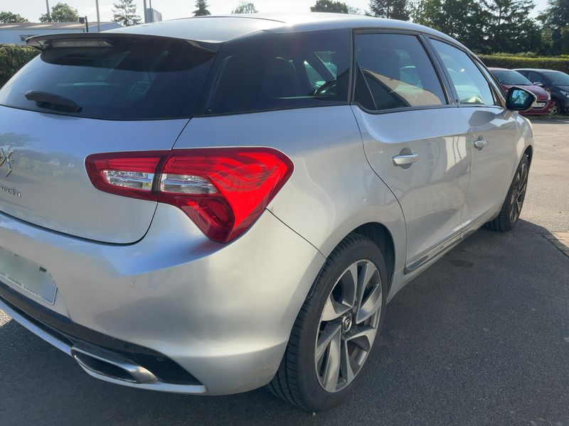 Citroen DS5 1.6 THP SportChic 2015 – снимка 8