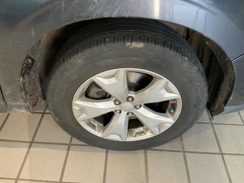 Subaru Forester 2.0 Diesel Active 2015 – снимка 11