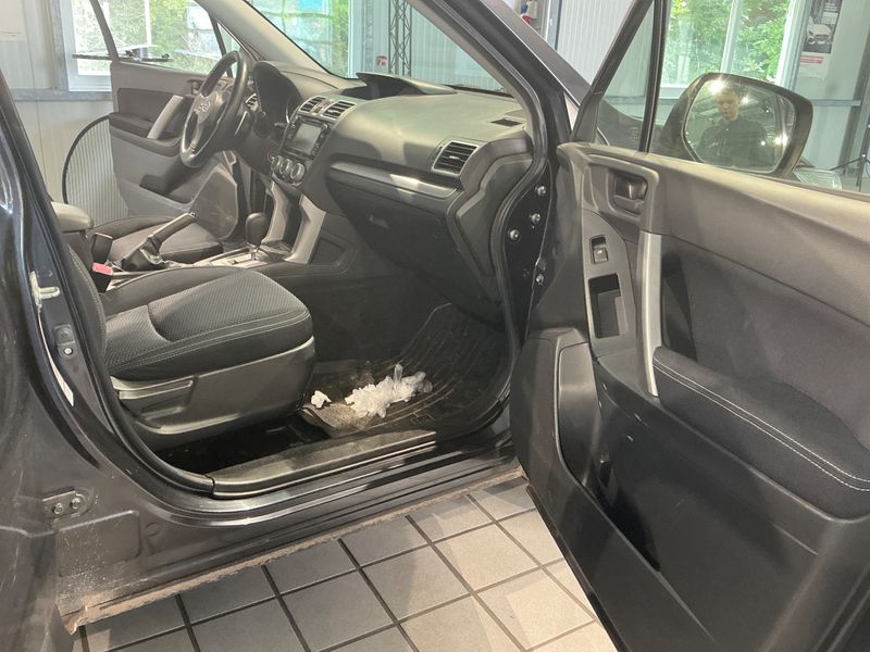Subaru Forester 2.0 Diesel Active 2015 – снимка 23