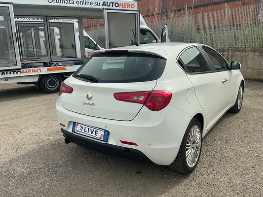 Alfa Romeo Giulietta 1.6 JTDM Exclusive 2013 – снимка 2