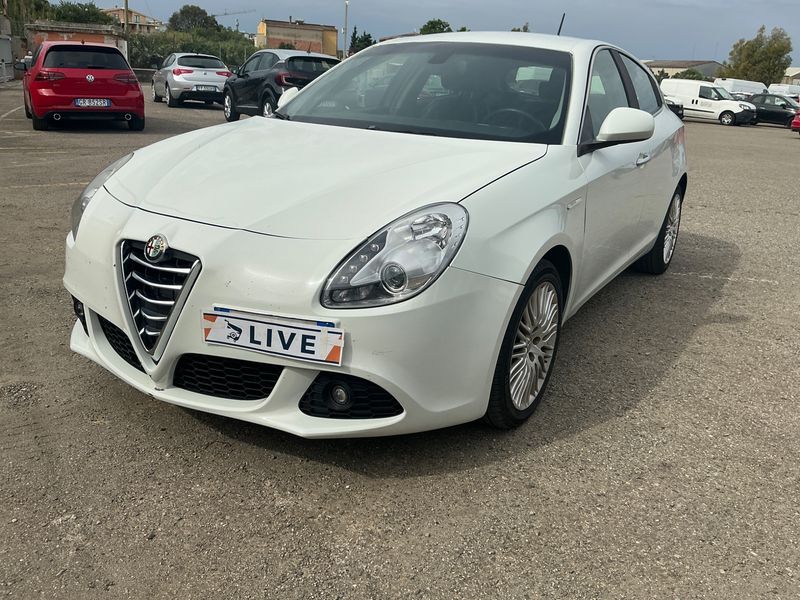 Alfa Romeo Giulietta 1.6 JTDM Exclusive 2013 – снимка 1