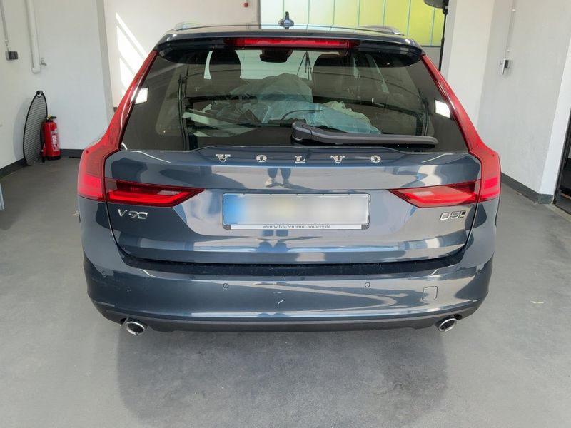 Volvo V90 2.0 D5 Momentum AWD 2018 – снимка 16