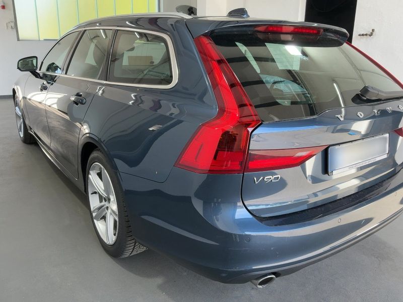 Volvo V90 2.0 D5 Momentum AWD 2018 – снимка 6